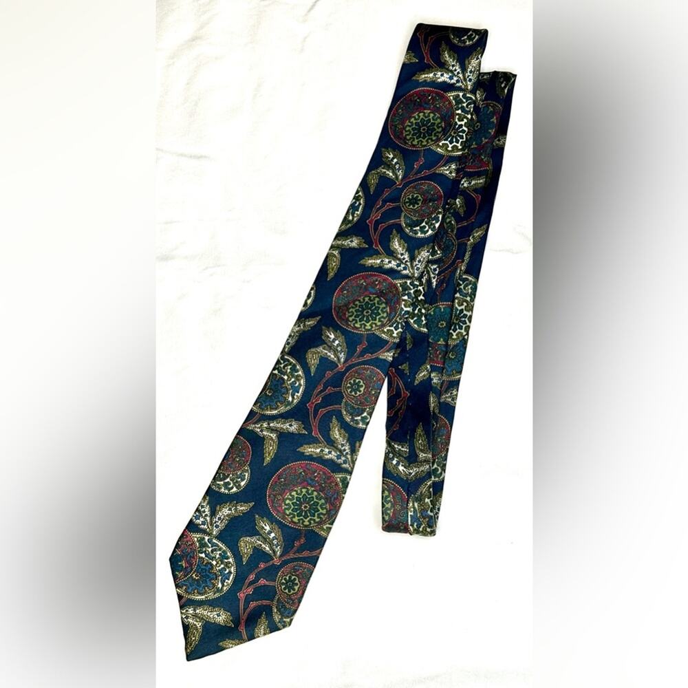 Oscar de la Renta Couture Tie